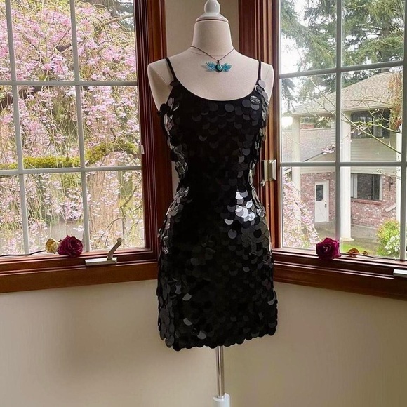 Bebe Black Sequin Siren Mini Dress - Picture 1 of 8